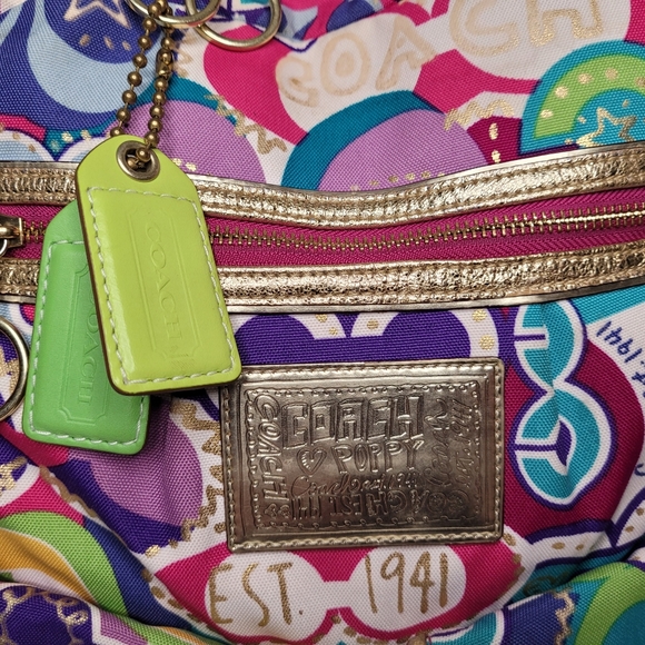 Coach Limited Edition Poppy Graffiti Signature C's Backpack D1073-15292 - Picture 5 of 16